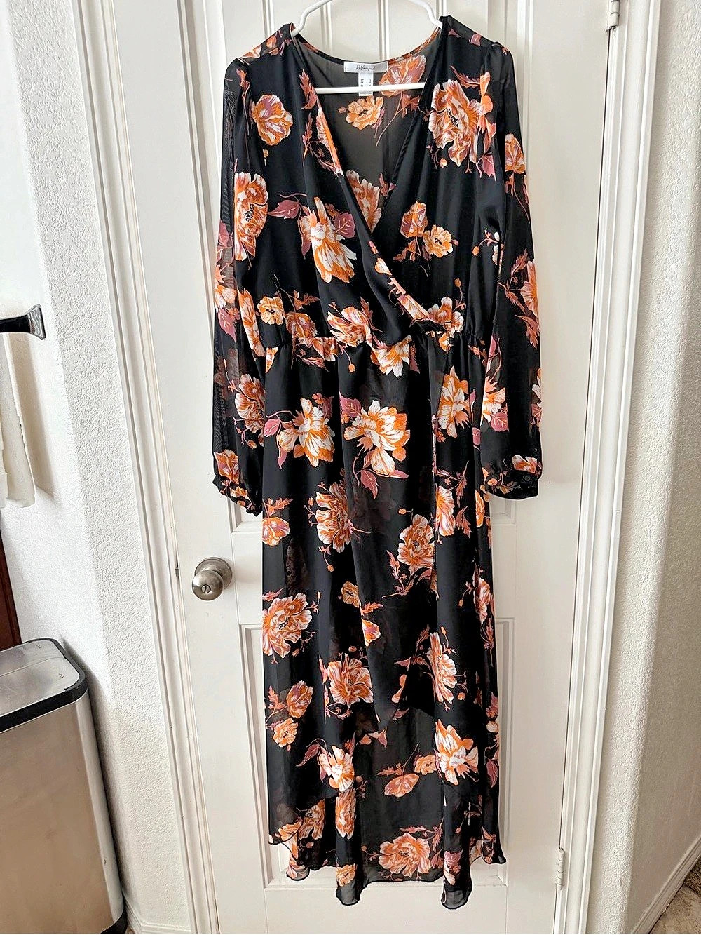 Lily Rose Floral High-Low Wrap Midi Dress Black & Orange Large